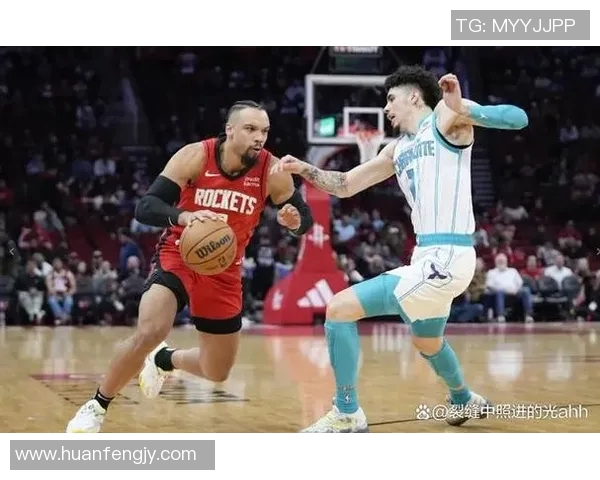 正视频播火箭队对阵黄蜂队精彩赛事回顾与分析 正视频播火箭队对阵黄蜂队精彩赛事回顾与分析